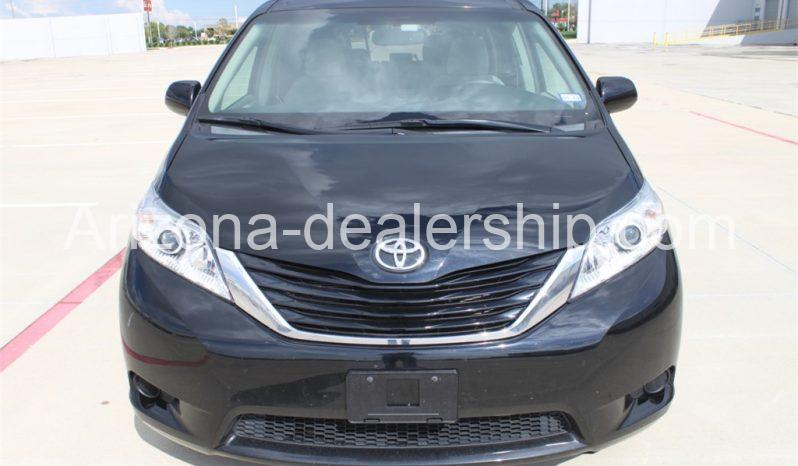 2015 Toyota Sienna LE 8-PASSENGER full