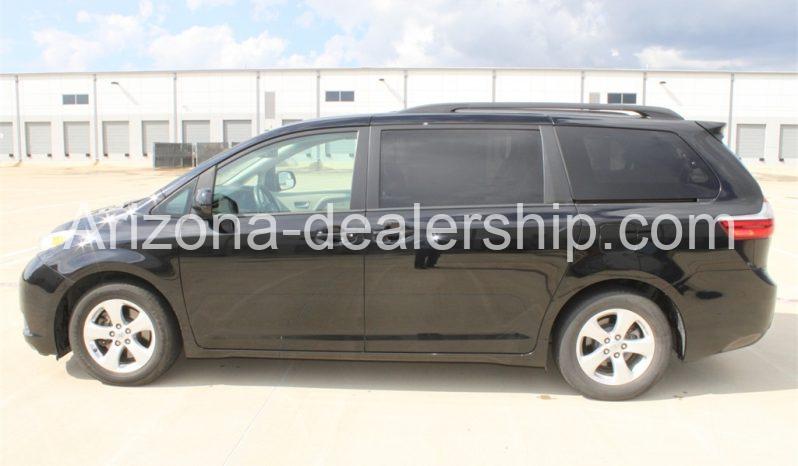 2015 Toyota Sienna LE 8-PASSENGER full