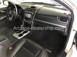 2013 Toyota Camry SE full