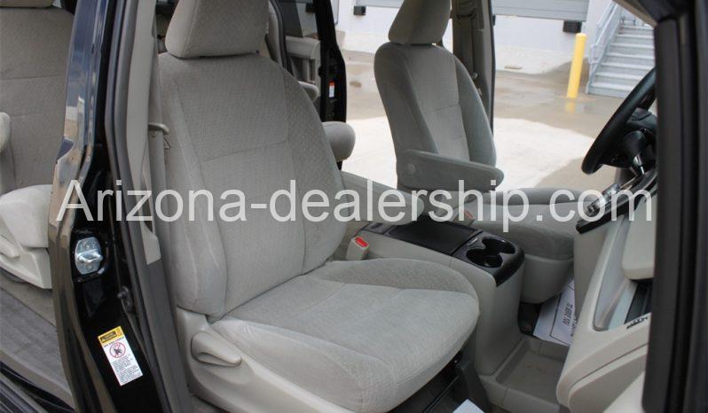 2015 Toyota Sienna LE 8-PASSENGER full