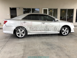 2013 Toyota Camry SE full