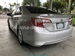 2013 Toyota Camry SE full