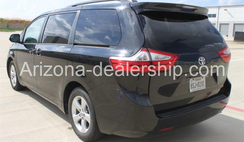 2015 Toyota Sienna LE 8-PASSENGER full