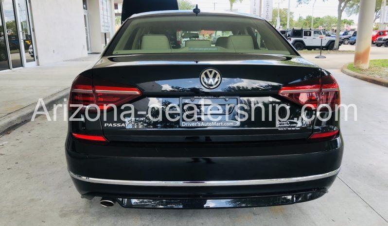 2018 Volkswagen Passat 2.0T R-Line full