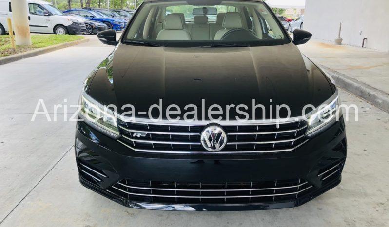 2018 Volkswagen Passat 2.0T R-Line full