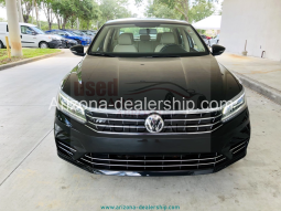 2018 Volkswagen Passat 2.0T R-Line full