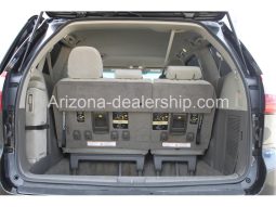 2015 Toyota Sienna LE 8-PASSENGER full