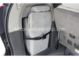 2015 Toyota Sienna LE 8-PASSENGER full