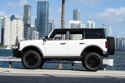 2022 Ford Bronco Badlands Sport Utility 4D full