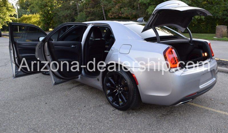 2015 Chrysler 300 Series S-EDITION(UPGRADES) full