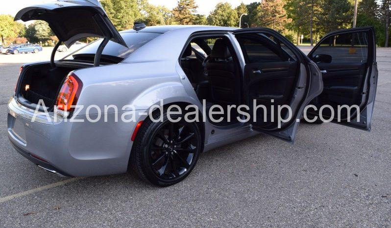 2015 Chrysler 300 Series S-EDITION(UPGRADES) full