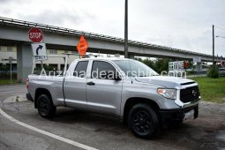 2015 Toyota Tundra SR5 4.6L V8 Double Cab 2WD full