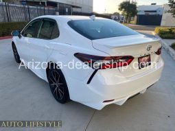 2022 Toyota Camry SE full