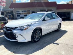 2017 Toyota Camry XLE full