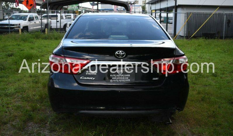 2016 Toyota Camry XLE full