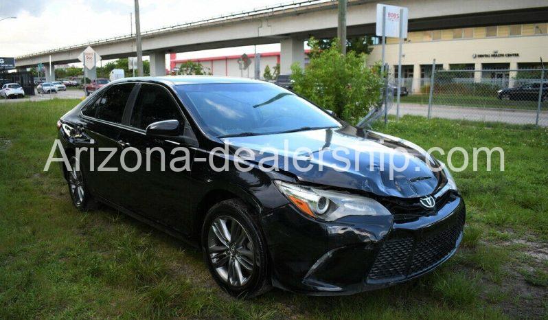 2016 Toyota Camry XLE full