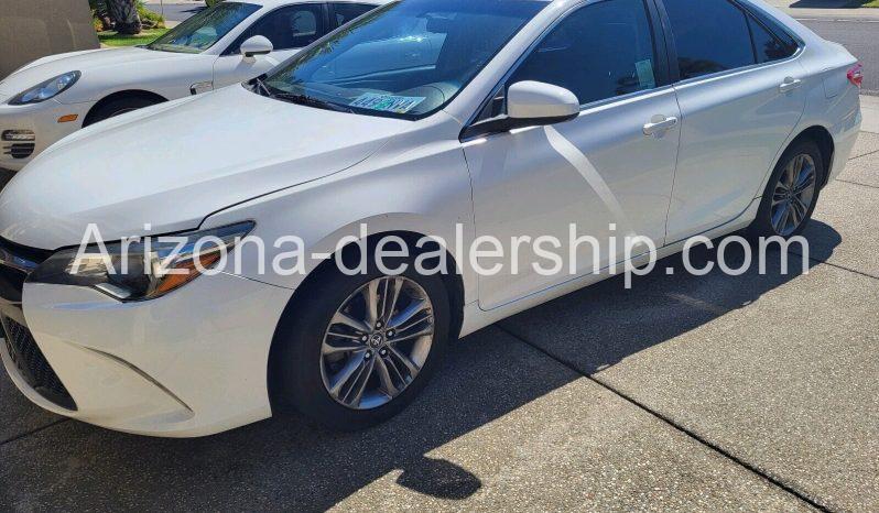 2017 Toyota Camry SE full