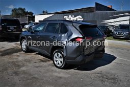 2019 Toyota RAV4 LE full