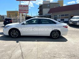 2017 Toyota Camry XLE full