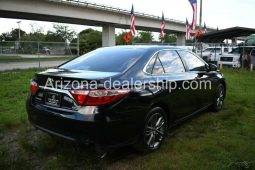 2016 Toyota Camry XLE full