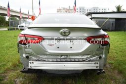 2018 Toyota Camry SE full