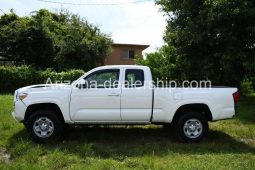 2018 Toyota Tacoma SR full