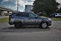 2021 Toyota RAV4 XLE full