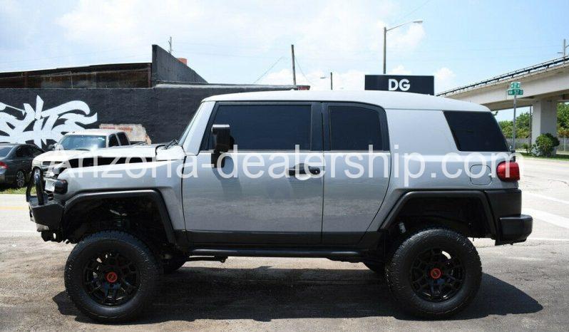 2013 Toyota FJ Cruiser full