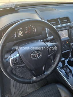 2017 Toyota Camry SE full