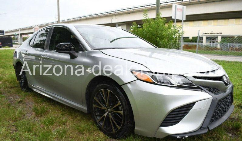 2018 Toyota Camry SE full