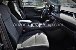 2021 Toyota RAV4 XLE full