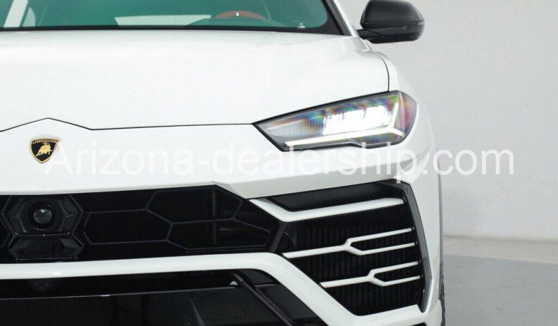 2020 Lamborghini Urus full