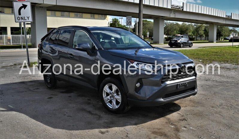 2021 Toyota RAV4 XLE full