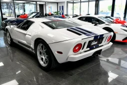 2005 Ford GT 2dr Coupe full