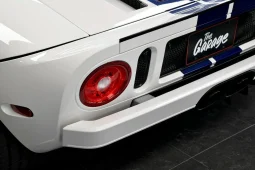 2005 Ford GT 2dr Coupe full