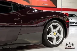 2011 Ferrari 458 Italia 2dr Coupe full