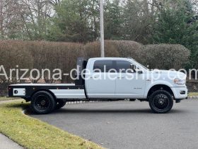 2022 RAM 5500 LARAMIE CUMMINS DIESEL 4X4 FLATBED HAULER WELDING BED LIFTED WOW!