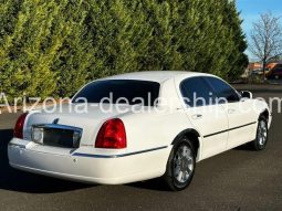 2003 Lincoln Town Car Signature full