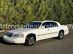 2003 Lincoln Town Car Signature full