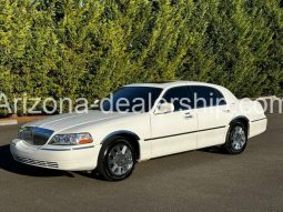 2003 Lincoln Town Car Signature full