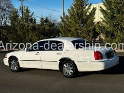 2003 Lincoln Town Car Signature full