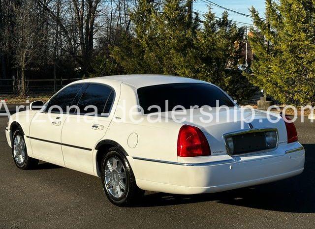 2003 Lincoln Town Car Signature full