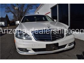 2012 Mercedes-Benz S-Class S 550 4matic DIAMOND WHITE 2 keys