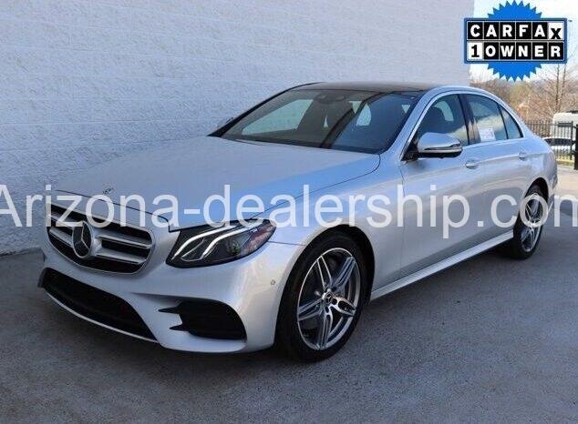 2019 Mercedes-Benz E-Class E 300 full