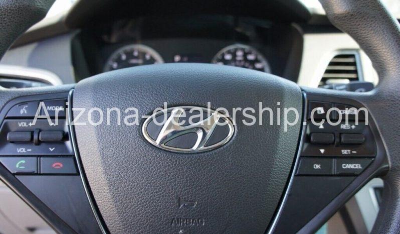 2015 Hyundai Sonata SE full