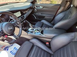 2022 Alfa Romeo Giulia Quadrifoglio full