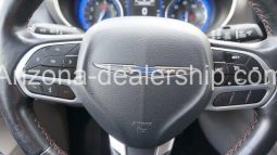 2020 Chrysler Pacifica Touring L full