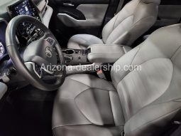 2022 Toyota Highlander XLE full