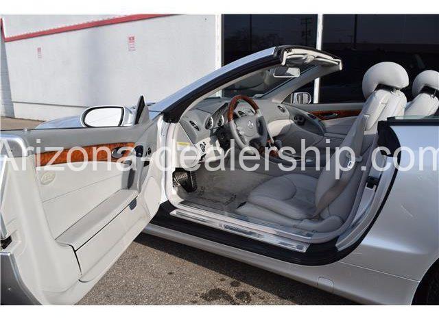 2008 Mercedes-Benz SL-Class V8 CONVERTIBLE 2DR full