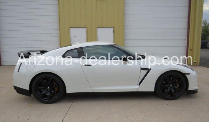 2010 Nissan GT-R Premium full